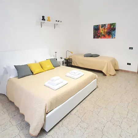 White - Centro * باري